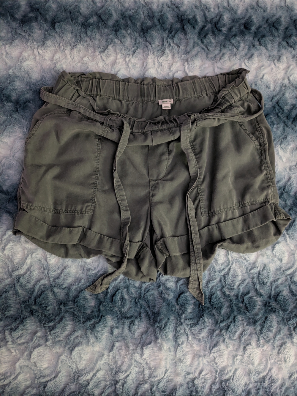 Women's Olive Tie-Waist Ruffle Hem Shorts